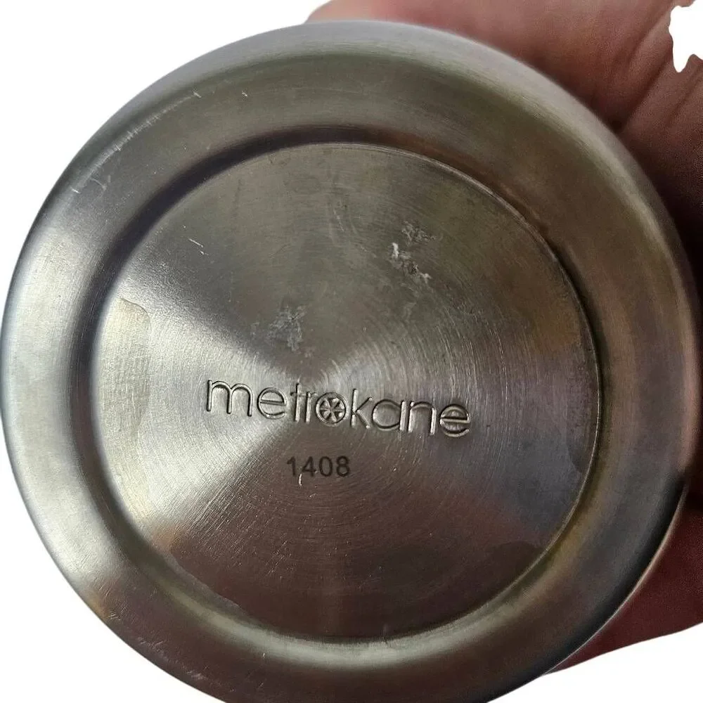 MetroKane stainless steel cocktail Shaker, flip top, 20 oz.